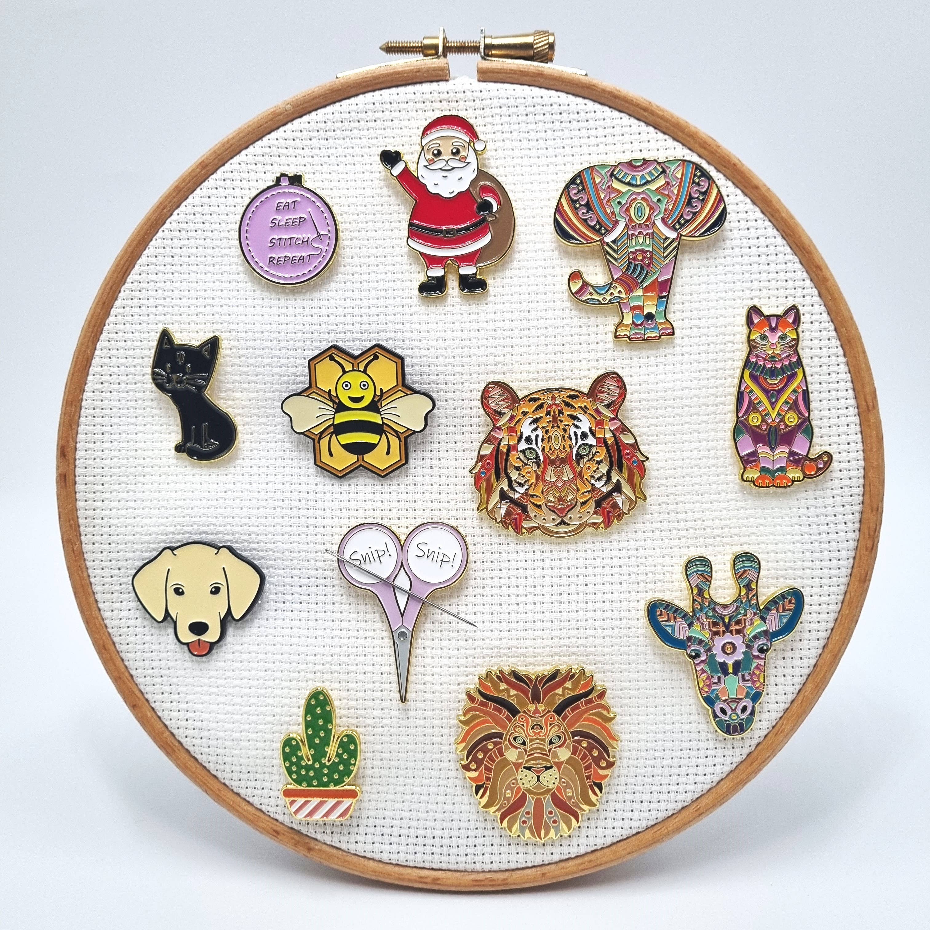 Meloca Peacock Needle Minder