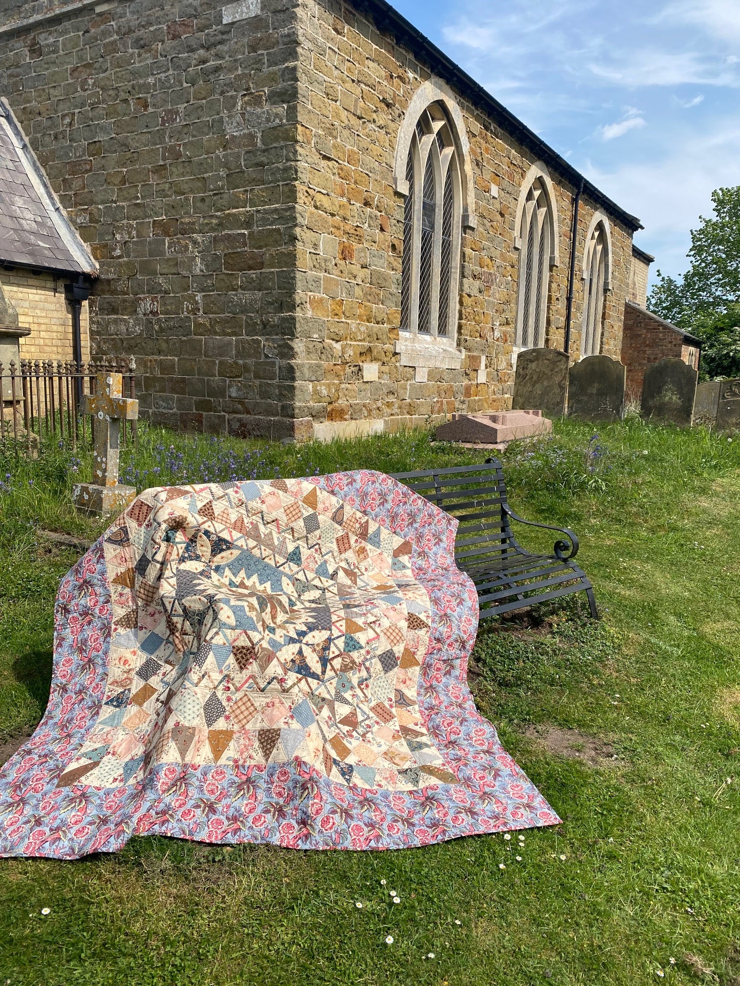 Lincolnshire Posy | A pattern inspired by the Challen's Coverlet